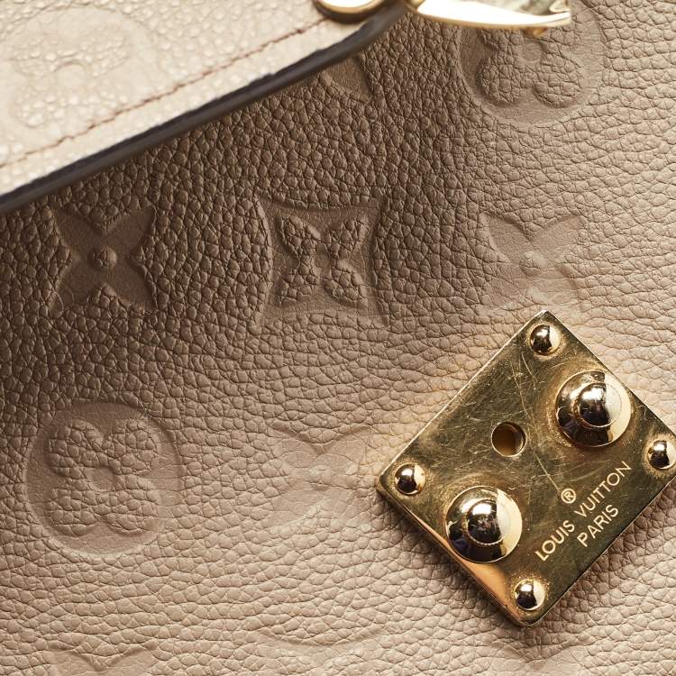 مملوكة مسبقًا Louis Vuitton Tourterelle Monogram Empreinte Leather Pochette Metis Bag