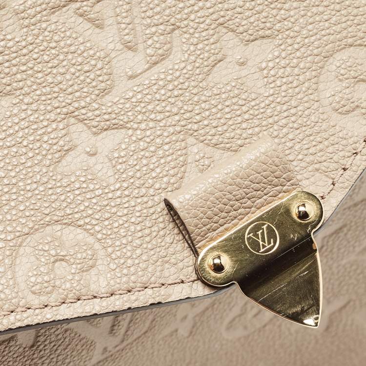 مملوكة مسبقًا Louis Vuitton Tourterelle Monogram Empreinte Leather Pochette Metis Bag