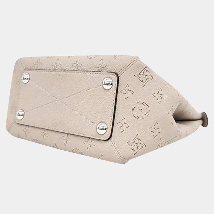 Pre Owned Louis Vuitton Beige Mahina Leather Babylon BB Bag