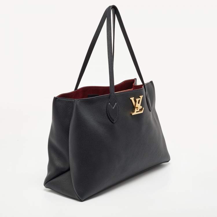 Pre Owned Louis Vuitton Black Leather Lockme Shopper Bag