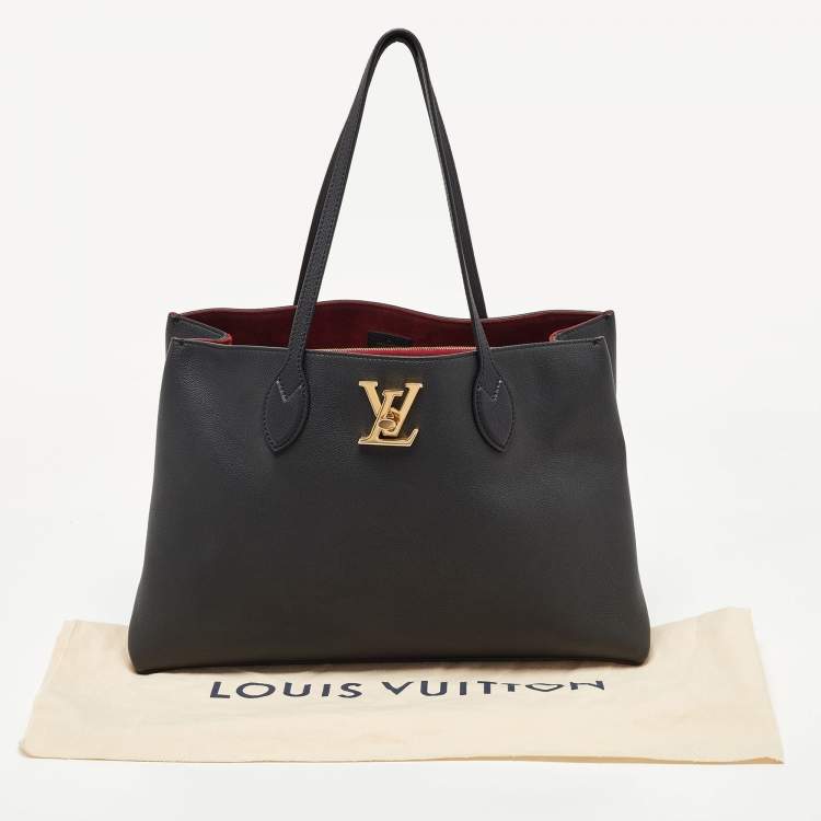 Pre Owned Louis Vuitton Black Leather Lockme Shopper Bag