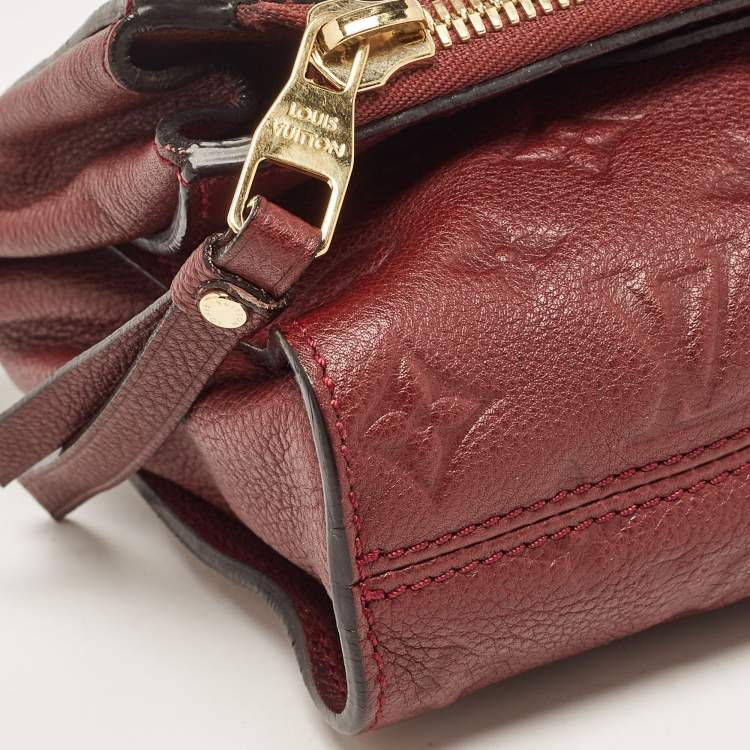مملوكة مسبقًا Louis Vuitton Flamme Monogram Empreinte Leather Petillante Clutch