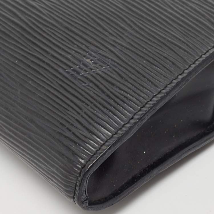 Pre Owned Louis Vuitton Black Epi Leather Pochette Accessoires Bag