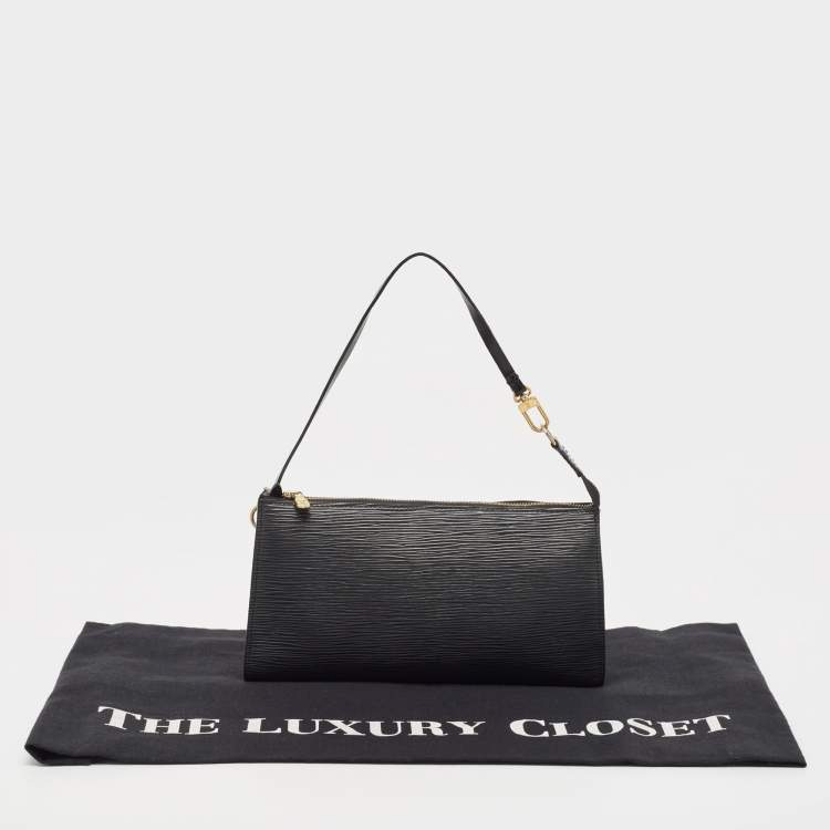 Pre Owned Louis Vuitton Black Epi Leather Pochette Accessoires Bag