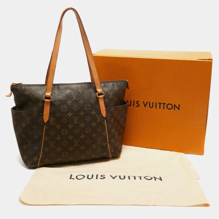 Pre Owned Louis Vuitton Monogram Canvas Totally MM Bag