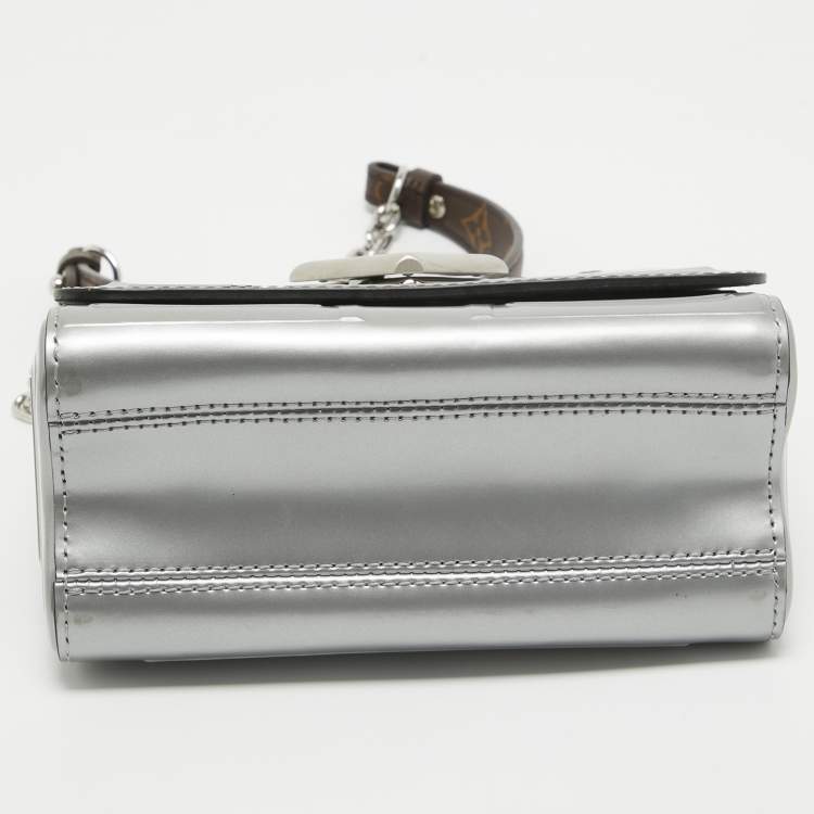 Pre Owned Louis Vuitton Grey Leather Spaceship Twist PM Bag