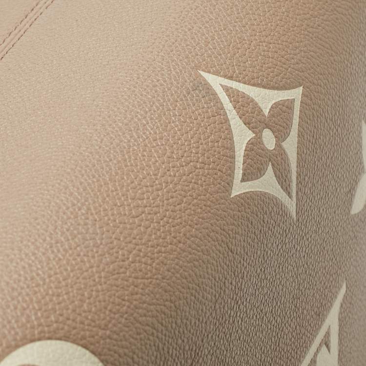 Pre Owned Louis Vuitton Bicolor Monogram Empriente Leather Giant Onthego MM Bag