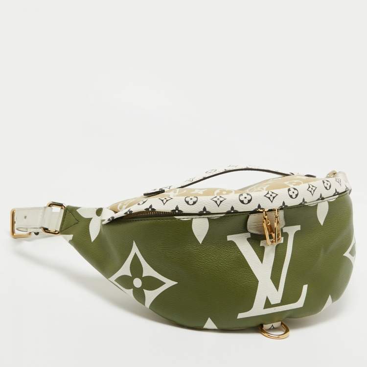 Pre Owned Louis Vuitton Khaki Green/Beige and White Monogram Giant Canvas Bum Bag