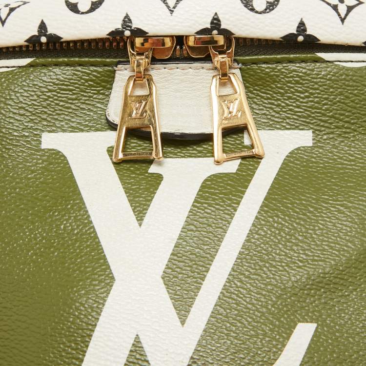 Pre Owned Louis Vuitton Khaki Green/Beige and White Monogram Giant Canvas Bum Bag
