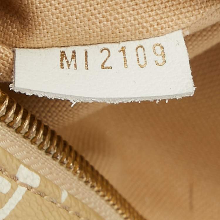 Pre Owned Louis Vuitton Khaki Green/Beige and White Monogram Giant Canvas Bum Bag