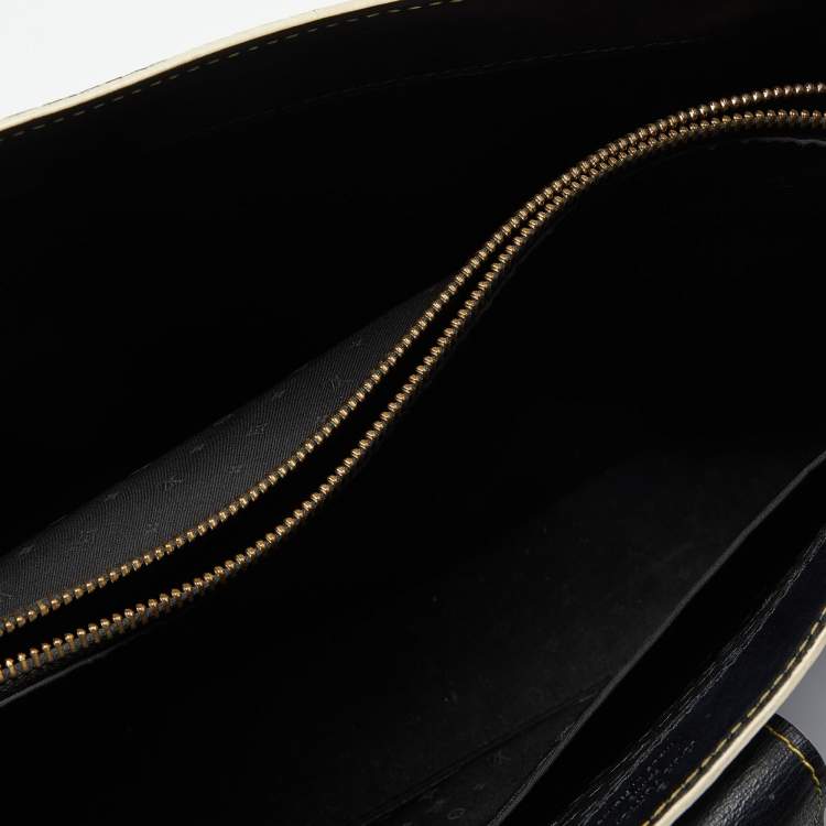 Pre Owned Louis Vuitton Black Suhali Leather Le Fabuleux Bag
