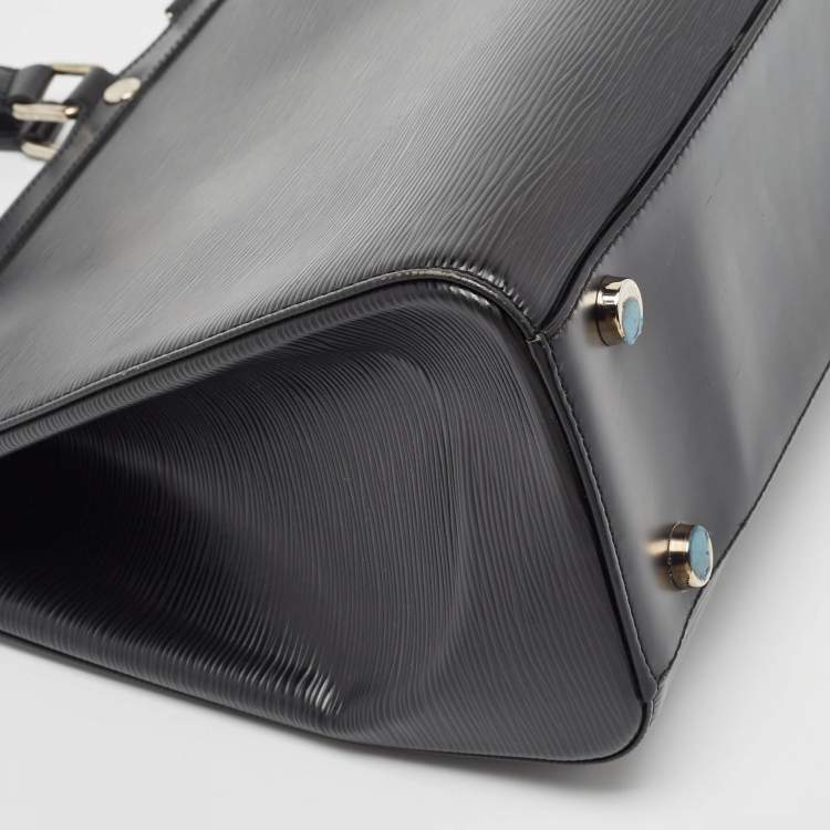 Pre Owned Louis Vuitton Black Epi Leather Brea GM Bag