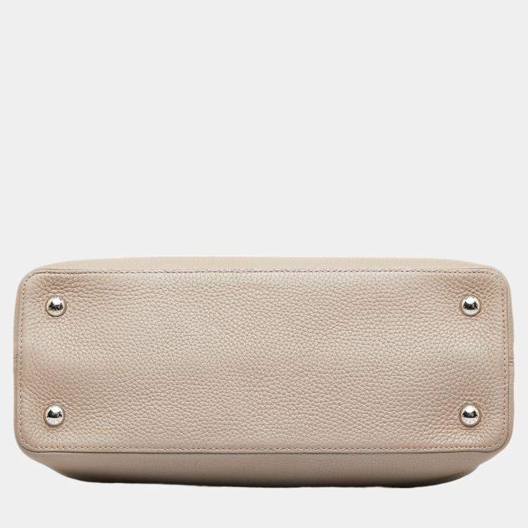 Pre Owned Louis Vuitton Beige/Brown Capucines MM