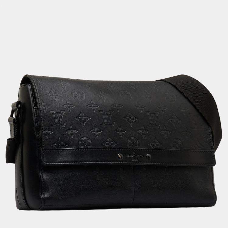 Louis vuitton cheap black messenger bag