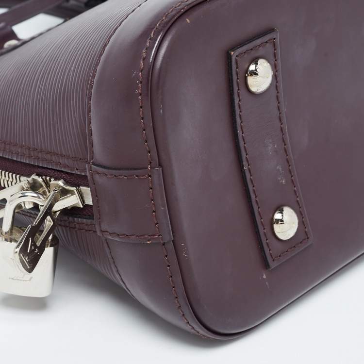 مملوكة مسبقًا Louis Vuitton Quetsche Epi Leather Alma BB Bag