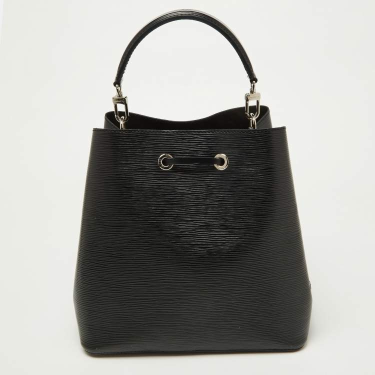 مملوكة مسبقًا Louis Vuitton Black Epi Leather NeoNoe MM Bag
