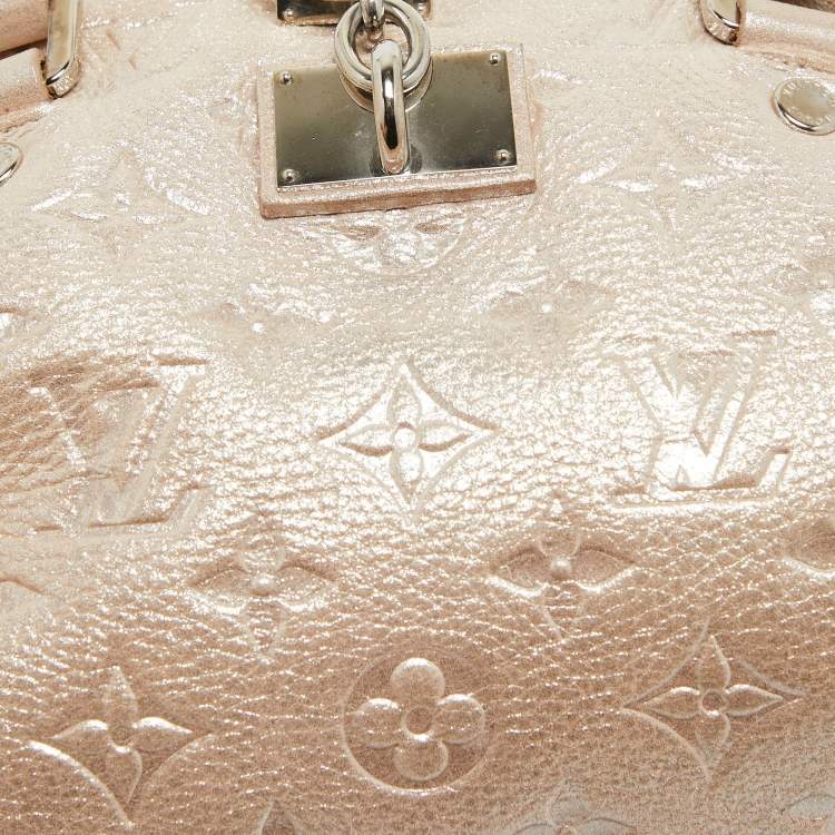 مملوكة مسبقًا Louis Vuitton Peach Monogram Shimmer Leather Limited Edition Comete Bag