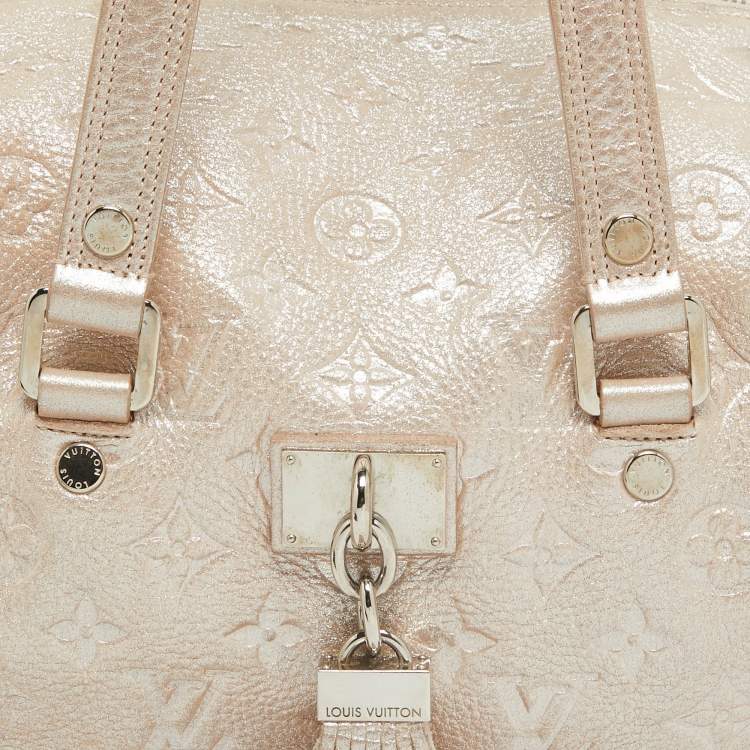 مملوكة مسبقًا Louis Vuitton Peach Monogram Shimmer Leather Limited Edition Comete Bag