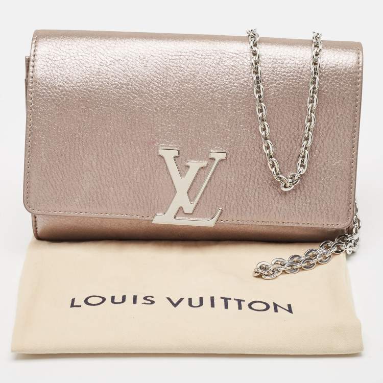 Pre Owned Louis Vuitton Metallic Pink Iridescent Leather Chain Louise Clutch