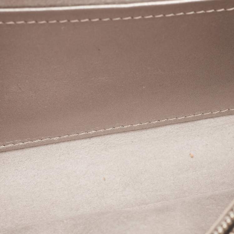 Pre Owned Louis Vuitton Metallic Pink Iridescent Leather Chain Louise Clutch
