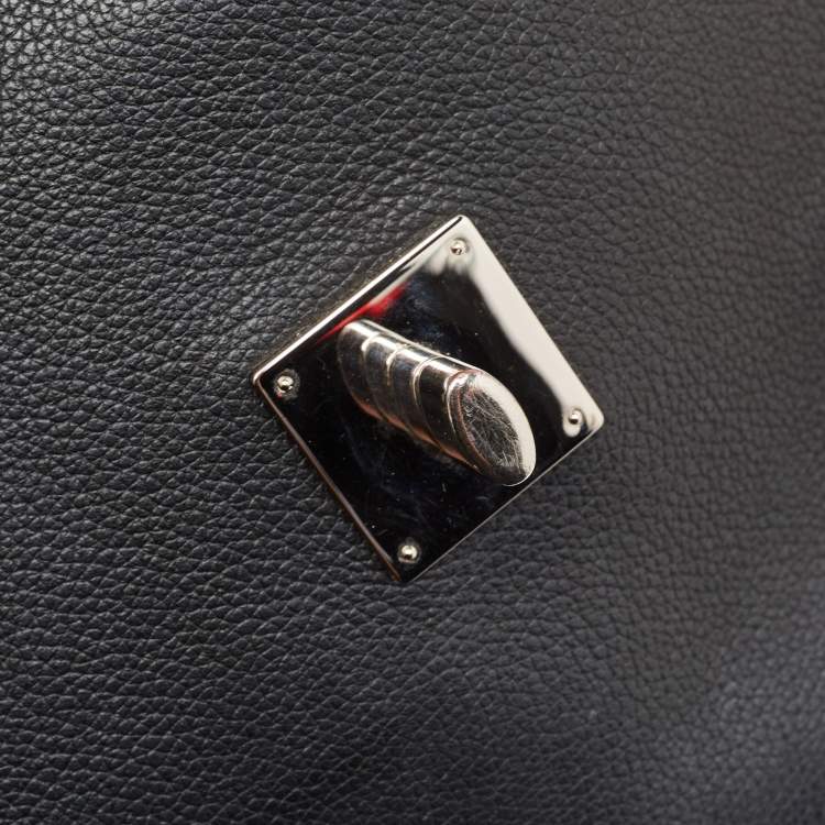 Pre Owned Louis Vuitton Black Leather Lockme II Bag