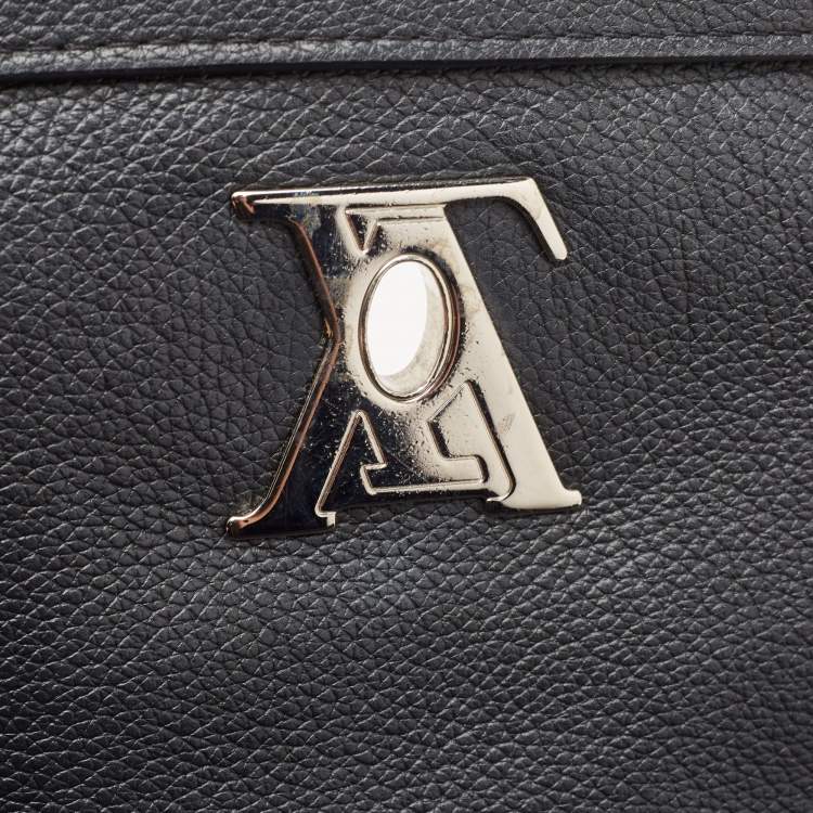 Pre Owned Louis Vuitton Black Leather Lockme II Bag