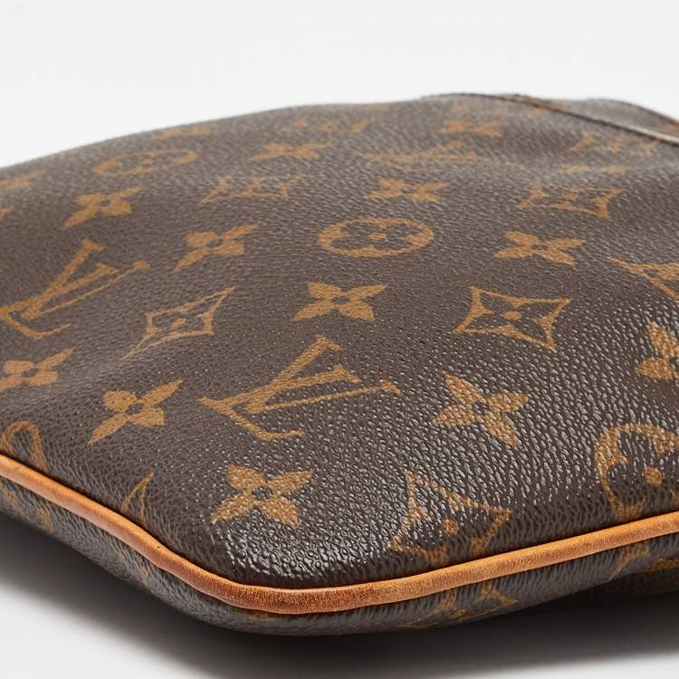 Pre Owned Louis Vuitton Monogram Canvas Valmy Pochette Bag
