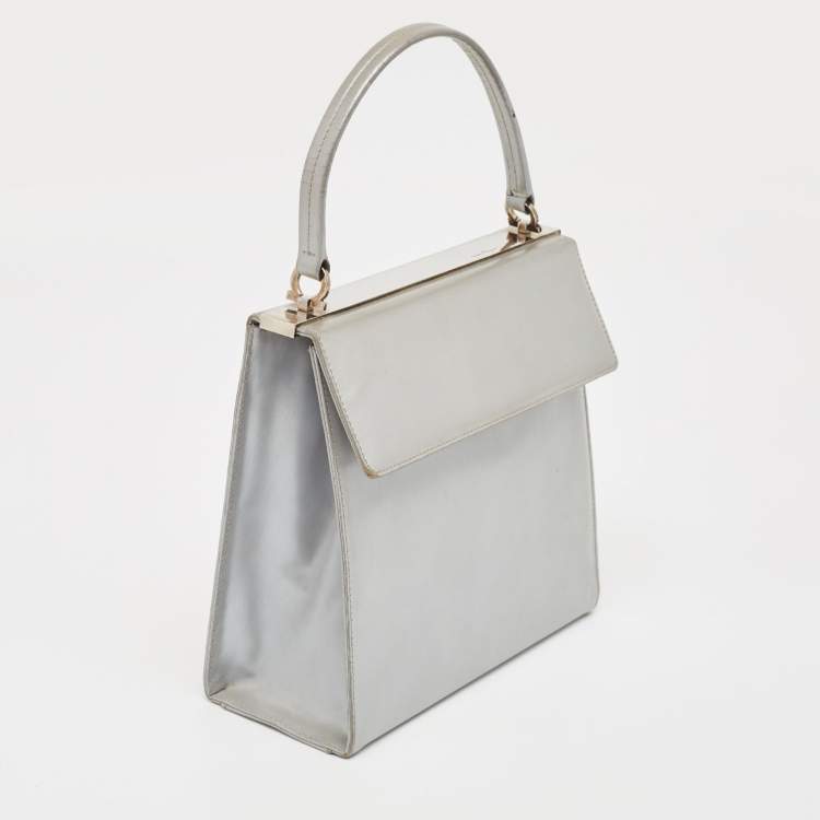 Pre Owned Salvatore Ferragamo Silver Leather Metal Frame Top Handle Bag