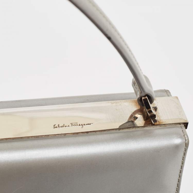 Pre Owned Salvatore Ferragamo Silver Leather Metal Frame Top Handle Bag