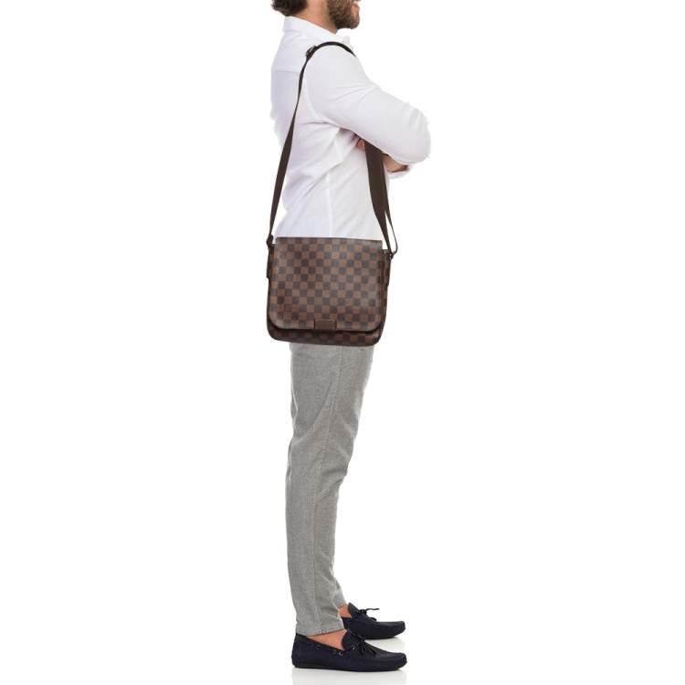 Pre Owned Louis Vuitton Damier Ebene Canvas District PM Bag