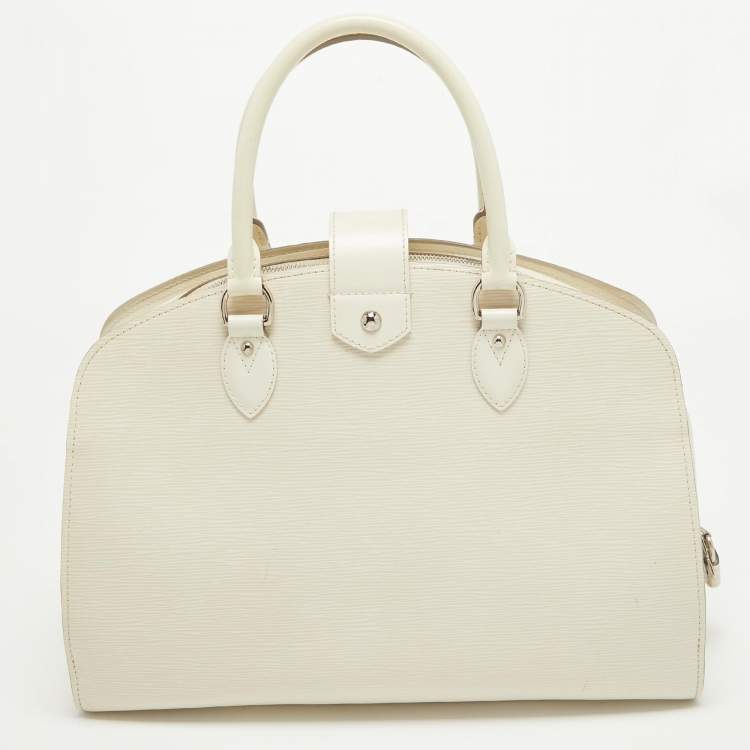 Pre Owned Louis Vuitton Ivorie Epi Leather Pont Neuf GM Bag