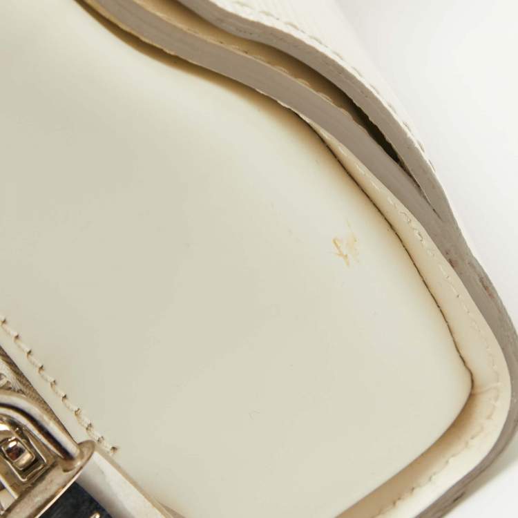 Pre Owned Louis Vuitton Ivorie Epi Leather Pont Neuf GM Bag