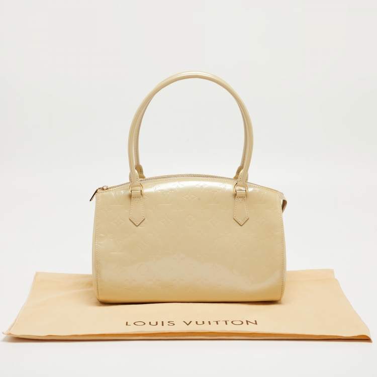 Pre Owned Louis Vuitton Blanc Corail Monogram Vernis Sherwood GM Bag