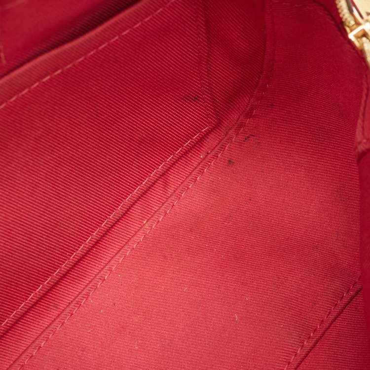 مملوكة مسبقًا Louis Vuitton Fuchsia Monogram Canvas Saintonge Bag