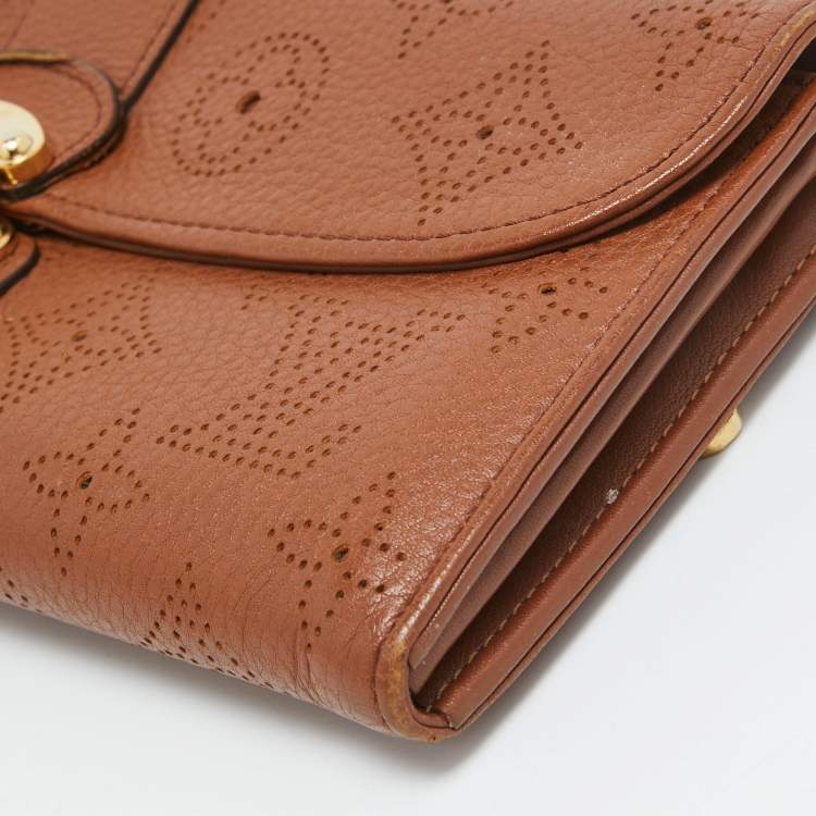 Pre Owned Louis Vuitton Cognac Monogram Mahina Leather Amelia Wallet