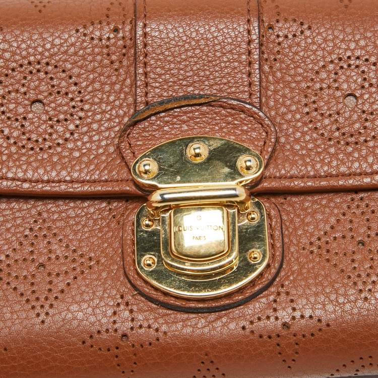 Pre Owned Louis Vuitton Cognac Monogram Mahina Leather Amelia Wallet