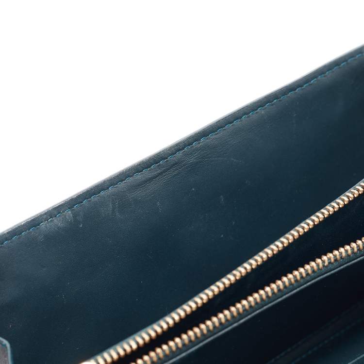 Pre Owned Louis Vuitton Blue Nuit Monogram Vernis Sarah Wallet