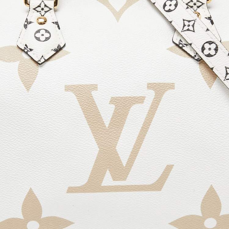 Pre Owned Louis Vuitton Kaki/Beige Monogram Giant Canvas Speedy Bandouliere 30 Bag