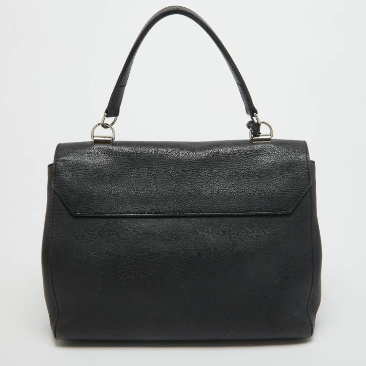 مملوكة مسبقًا Louis Vuitton Black Leather Lockme II Bag