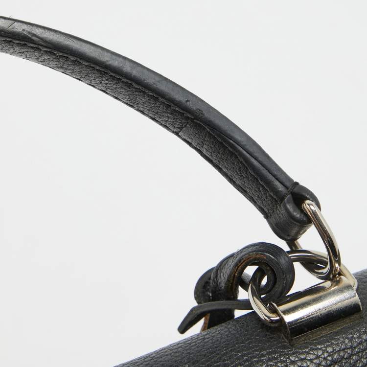 مملوكة مسبقًا Louis Vuitton Black Leather Lockme II Bag