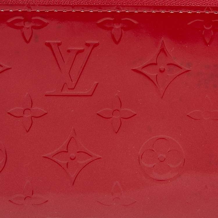 Pre Owned Louis Vuitton Pomme D’amour Monogram Vernis Zippy Wallet