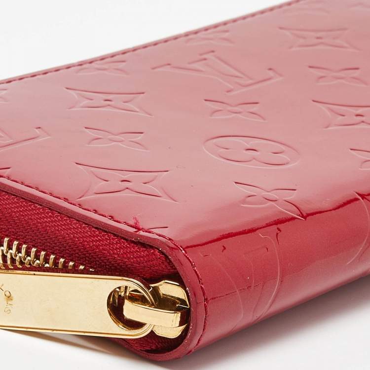 Pre Owned Louis Vuitton Pomme D’amour Monogram Vernis Zippy Wallet