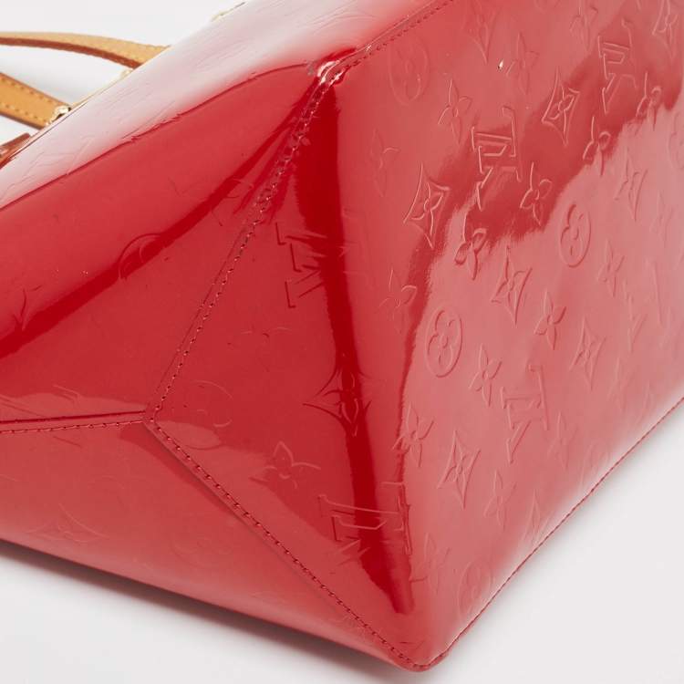 مملوكة مسبقًا Louis Vuitton Pomme D’amour Monogram Vernis Bellevue PM Bag