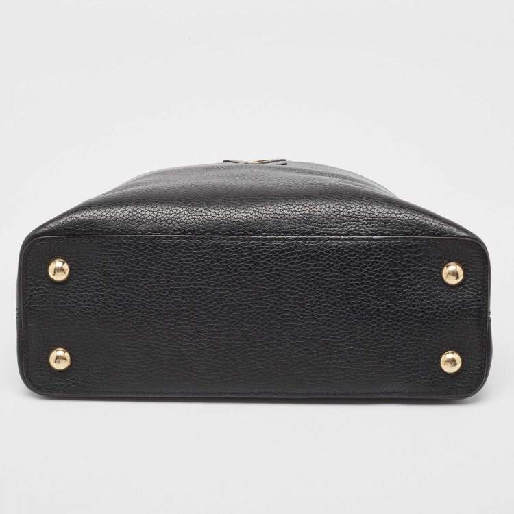 Pre Owned Louis Vuitton Black Leather Capucines MM Bag
