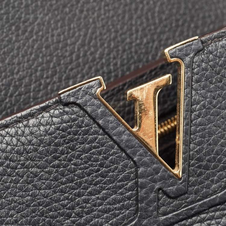 Pre Owned Louis Vuitton Black Leather Capucines MM Bag