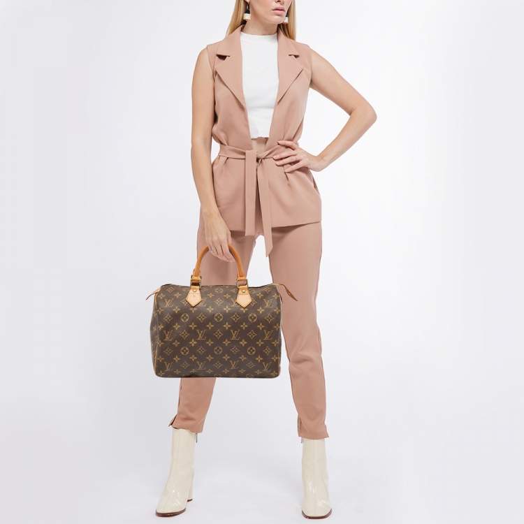 مملوكة مسبقًا Louis Vuitton Monogram Canvas Speedy 30 Bag