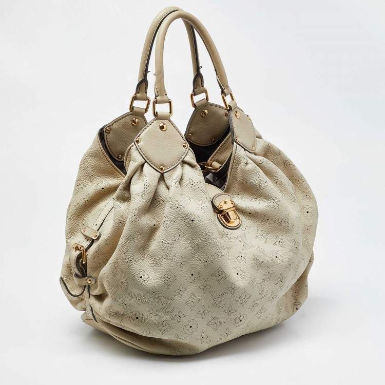 Pre Owned Louis Vuitton Lin Monogram Mahina Leather L Bag