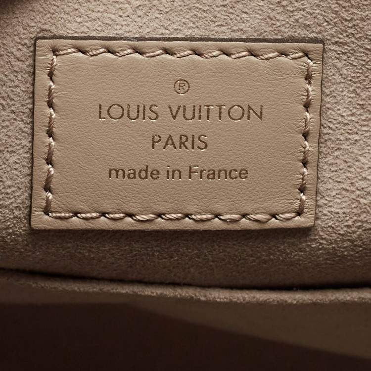 Pre Owned Louis Vuitton Beige Monogram Empriente Leather Giant Onthego MM Bag