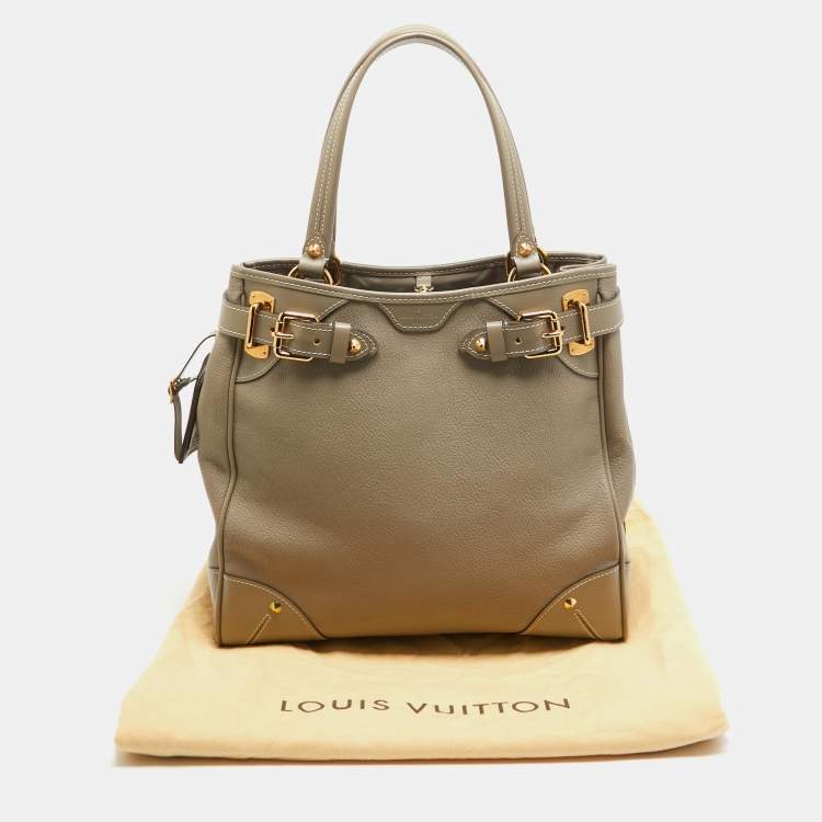 Pre Owned Louis Vuitton Beige Suhali Leather Le Majestueux Bag