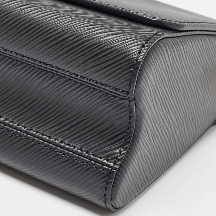 مملوكة مسبقًا Louis Vuitton Black Epi Leather Wild at Heart Twist MM Bag